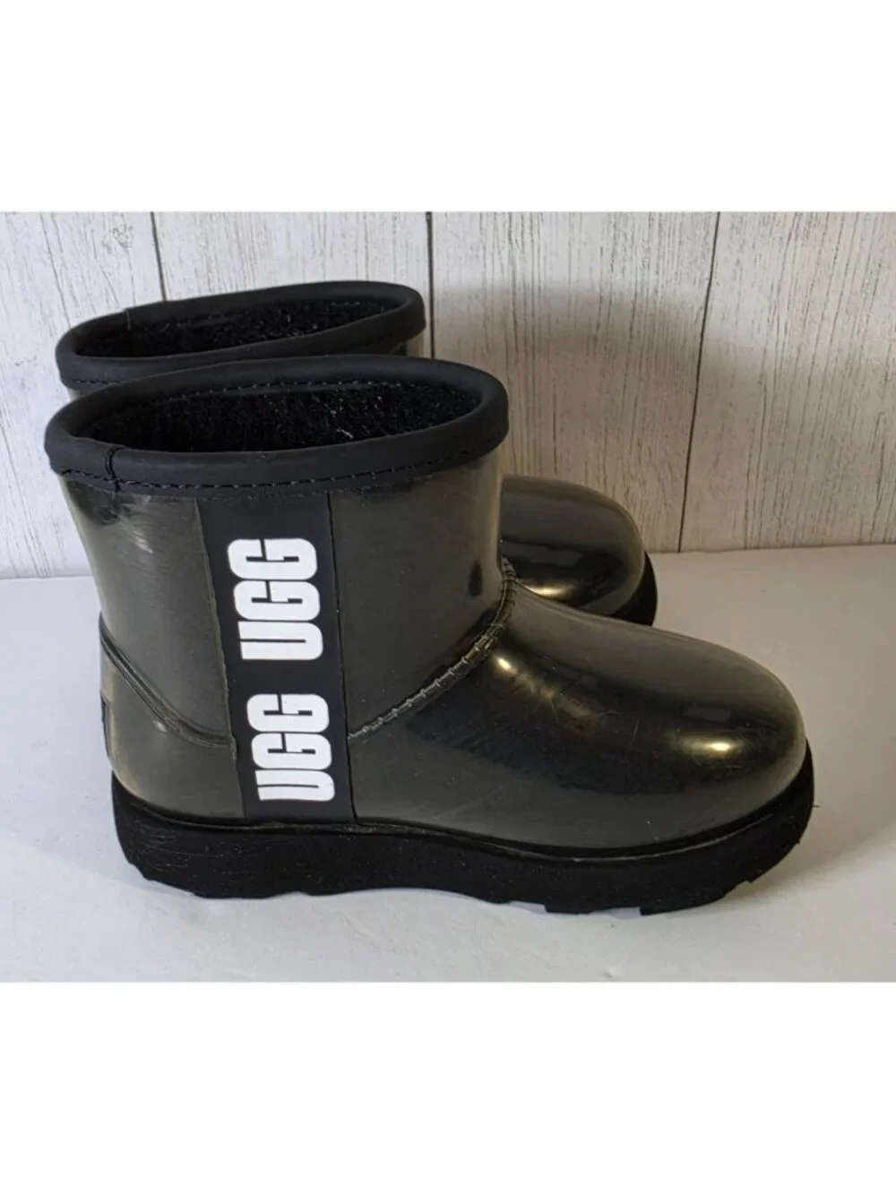 UGG CLASSIC CLEAR MINI BLACK BOOTS TODDLER SIZE 10 T WATERPROOF WINTER RAIN fuzz